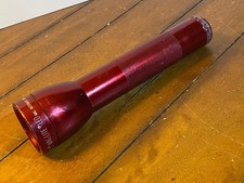 Maglite ML300L LED Flashlight Tested 2 D Cell