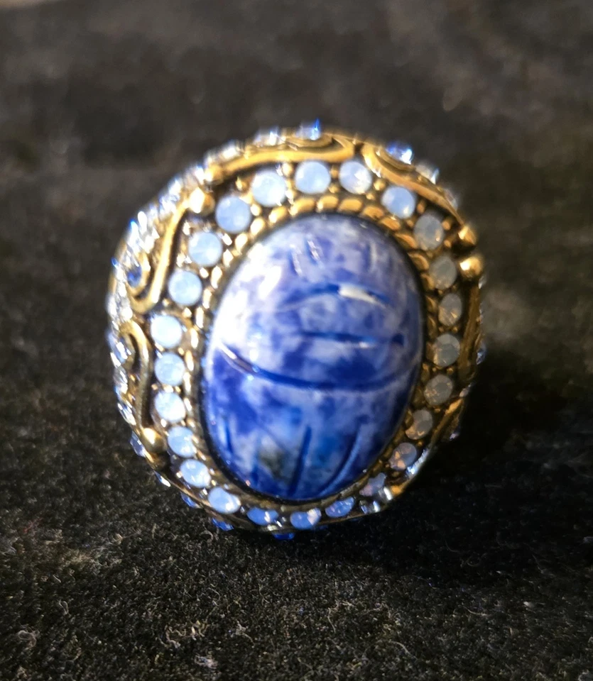 Anillo Heidi Daus Escarabajo Lapislázuli Azul Cristales Egipcios Estrás talla 9 Foto 2 de 4