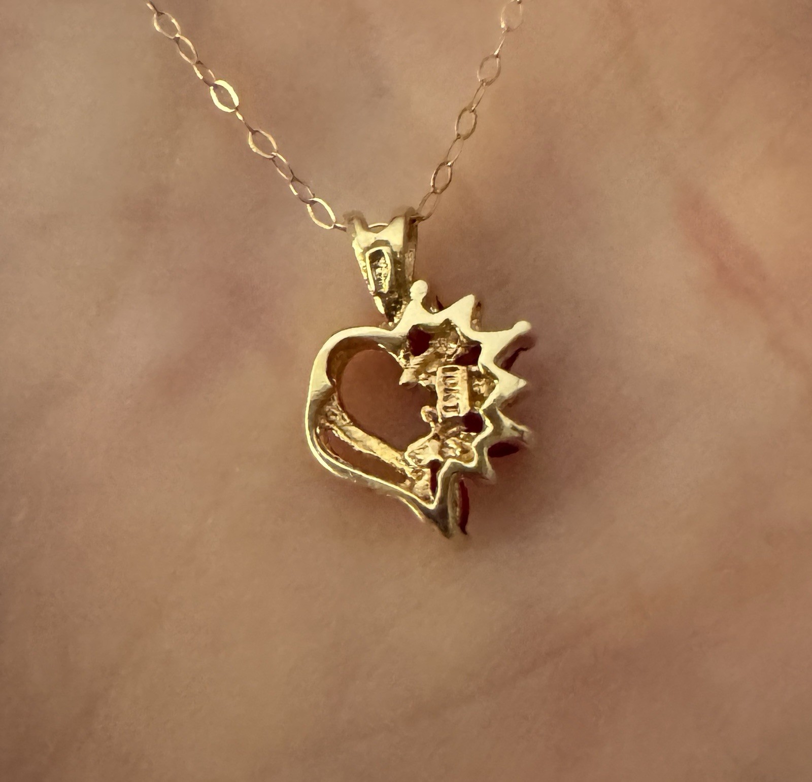 10K Solid Yellow Gold Heart Ruby Lady's Ladies Wo… - image 5