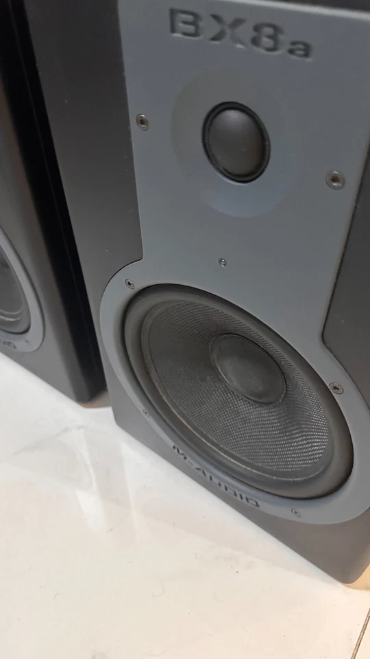 PAIR of M-Audio BX8a DELUXE Powered Studio Monitors (Mint Cond. - Please Read) - Image 3 of 4