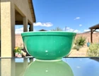 Vintage Pyrex Primary Green 2-1/2 Qt Nesting Mixing Bowl 403 Ovenware USA