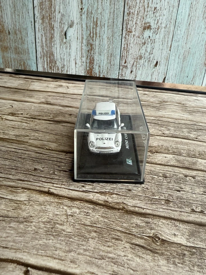 1/87 Mini Cooper Polizei Police Model Car Collectable Vintage Rare - Image 4 of 4