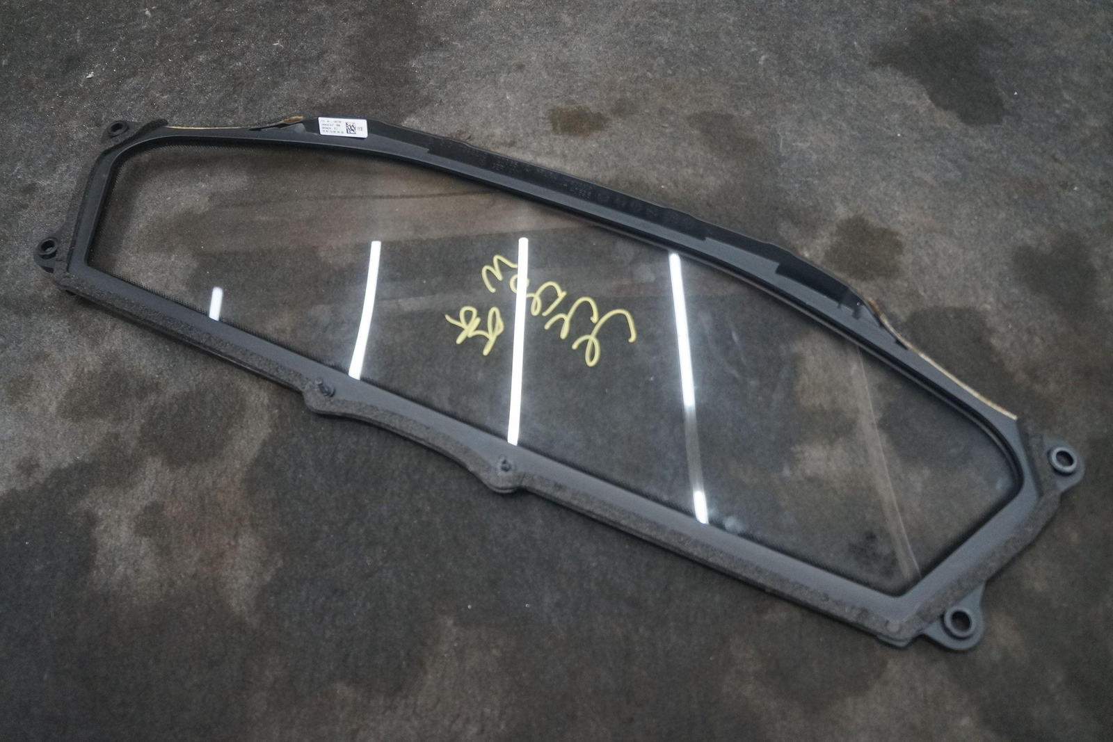 Rear Back Window Partition Glass 51317393243 OEM BMW i8 2014-19