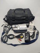 Sony Handycam CCD-TRV318 Hi8 Camcorder  Tested  NightShot  Bag  New Battery