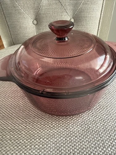 VTG Corning Ware 1174 Pyrex Fish With Lid Cranberry Color. V 1 C