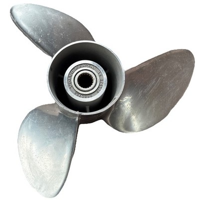 Volvo Penta Propeller Boat  14.75 x19 Pitch Stainless Steel 3-Blade RH 3860708