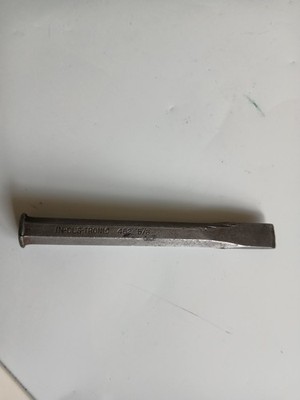 In-Dus-Tronic Industrial Grade Cold Metal Cutting Chisal 5/8 H Boker And Co.
