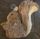 Straw Squirrel Pricture/Note Holder — photo 3