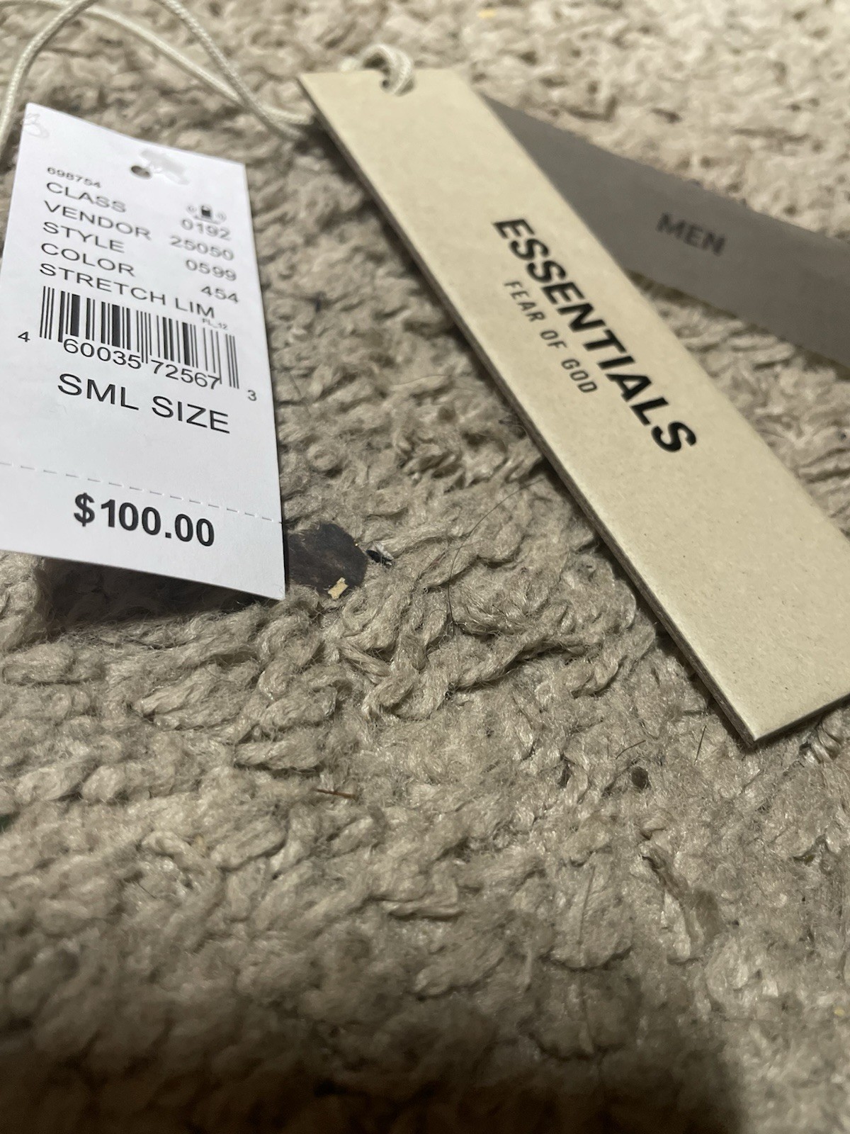 Men’s Black Small Essential Hoodie FEAR OF GOD thumbnail 3