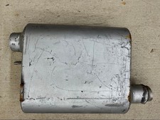 Flowmaster Chambered Muffler Offset Inlet Offset Outlet Aluminized Welded Stub Flowmaster Chambered Muffler Offset Inlet Offset Outlet Aluminized Welded Stub