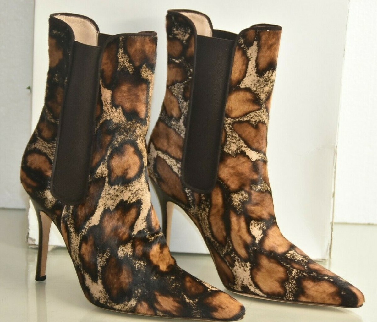 NEW Manolo Blahnik TOIALO 105 Pony Hair Ankle Boots Animal Print