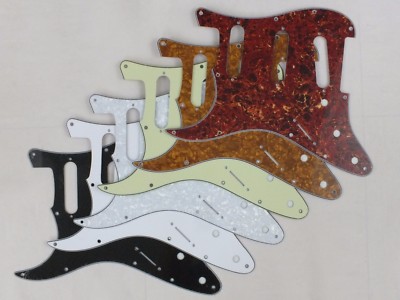 LINKSHÄNDER SSS KRATZPLATTE Schlagbrett in 6 Farben passt USA Stratocaster Strat
