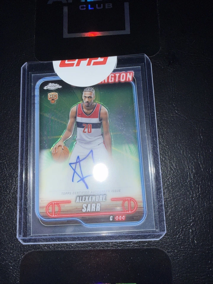 Autógrafo cromado Alexandre Sarr #136 Auto RC Wizards 2024-25 sellado Foto 3 de 4