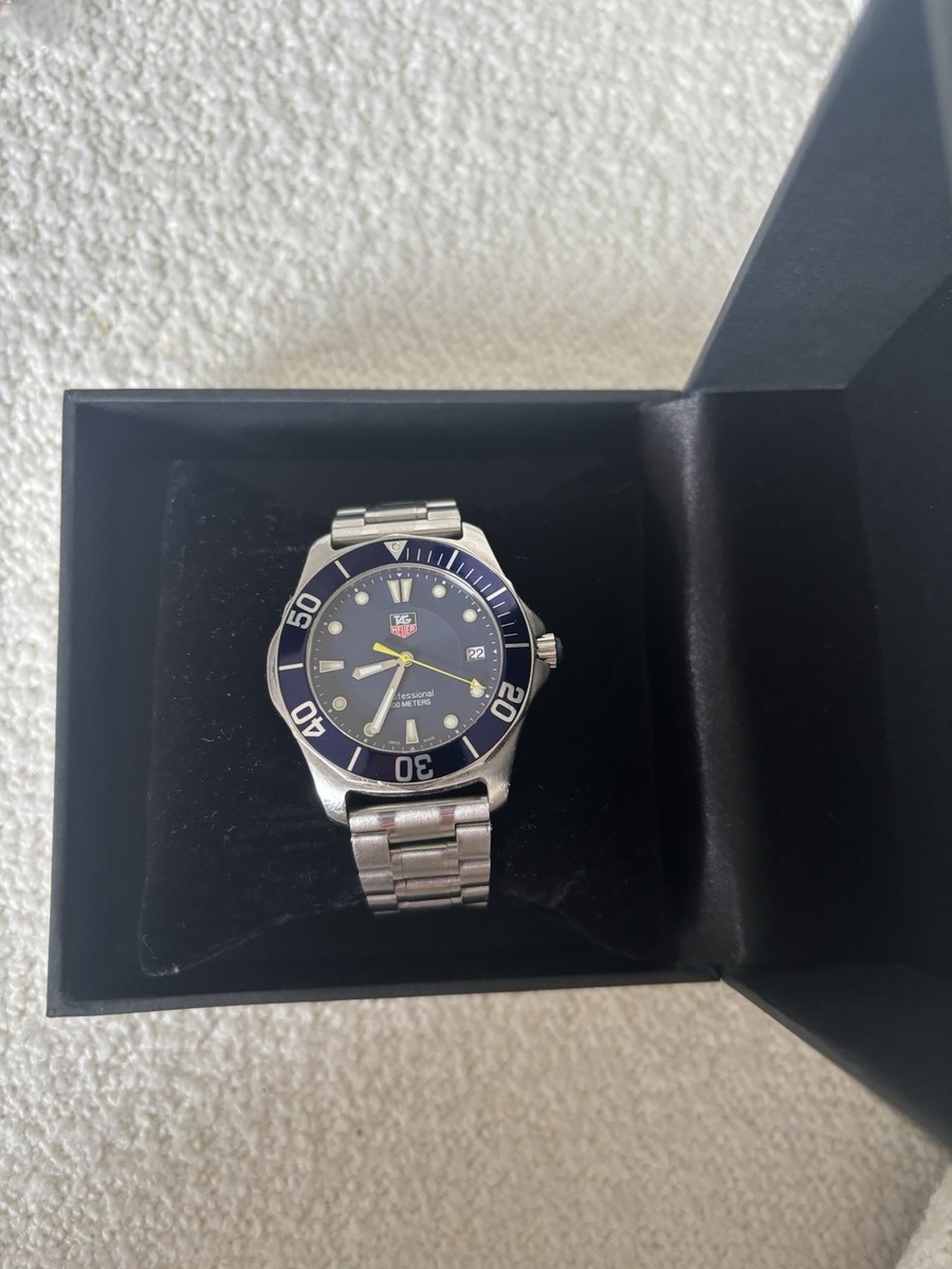 Tag Heuer Men's Aquaracer wab1112 Blue Dial Swiss Quartz Watch