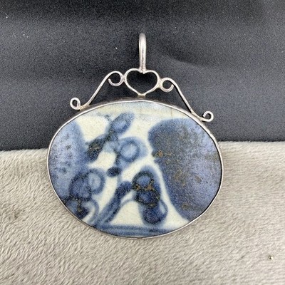 Vintage Chinese Export Porcelain Pendant
