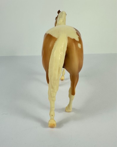Breyer Horse #1410 Let’s Go Riding Western Palomino Pinto San Domingo - Picture 5 of 12