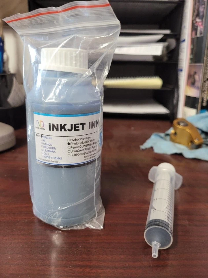 Tinta de recarga de inyección de tinta Epson. Impresora comprada y nunca usada rota justo después de la compra Foto 3 de 4