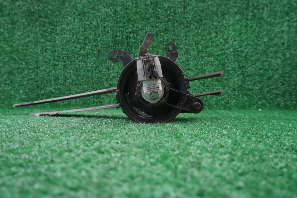 2001 BMW 330ci farol de neblina lateral direito do passageiro com asas fabricante de equipamento original - Imagem 3 de 4