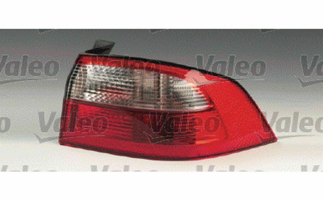 Feu arrière gauche Valeo pour Renault Laguna 3 partie extérieure
