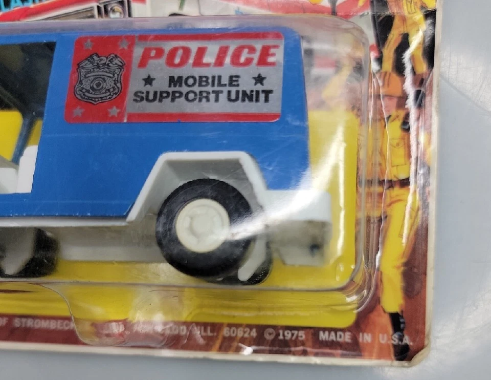 NOS Vintage Diecast Tootsie Toys Rescue Vehicle POLICE 1297 - Image 3 of 4