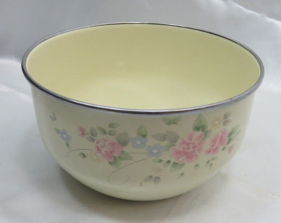 Pfaltzgraff - 1-1/2 QT Porcelain on Steel Mixing Bowl 7'' - Tea Rose - 1985