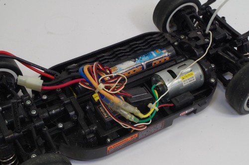 Futaba RC Drift Car Yokomo W/Transmitter Untested TEU-101BK R152JE - Picture 3 of 6