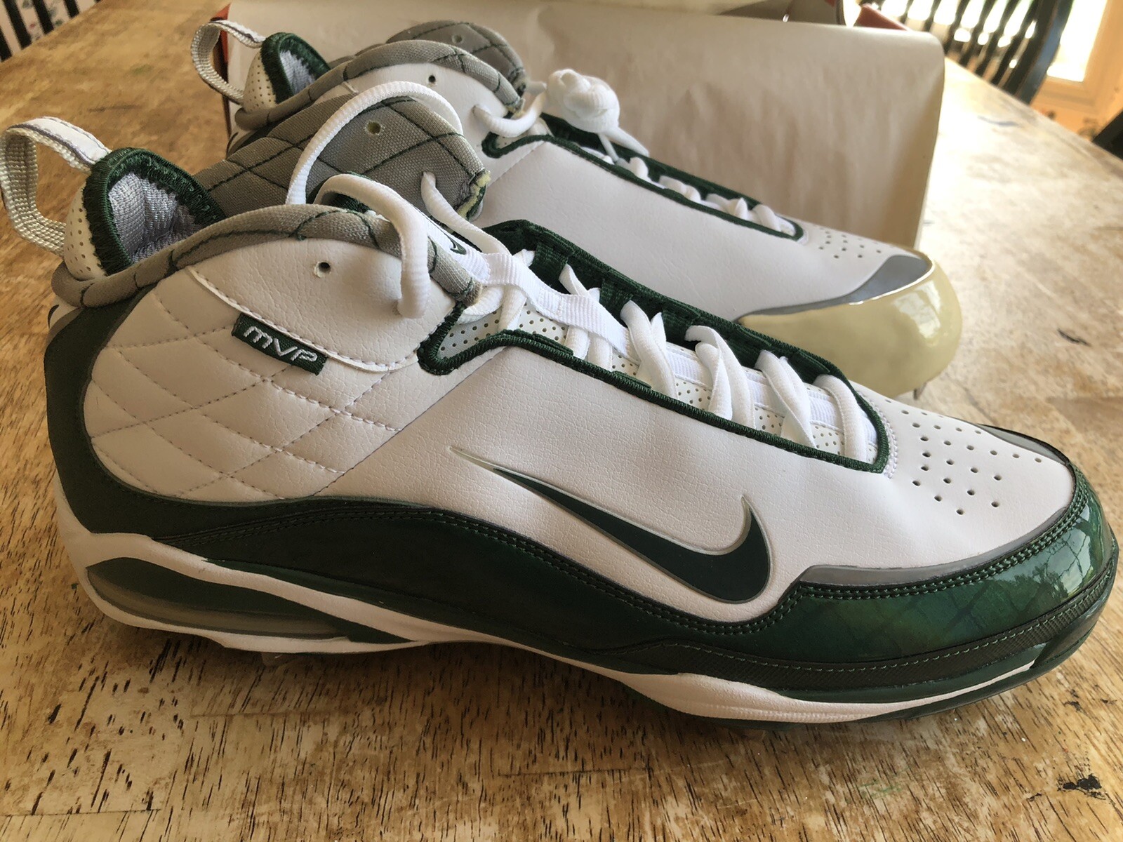 NIKE AIR MAX MVP ALL PRO TOE BASEBALL METAL CLEATS SHOES WHiTE/GREEN SIZE 11 NEW