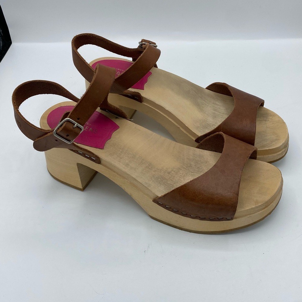 Swedish Hasbeens Classic Sandal Brown Size 39 US size Wood Heel