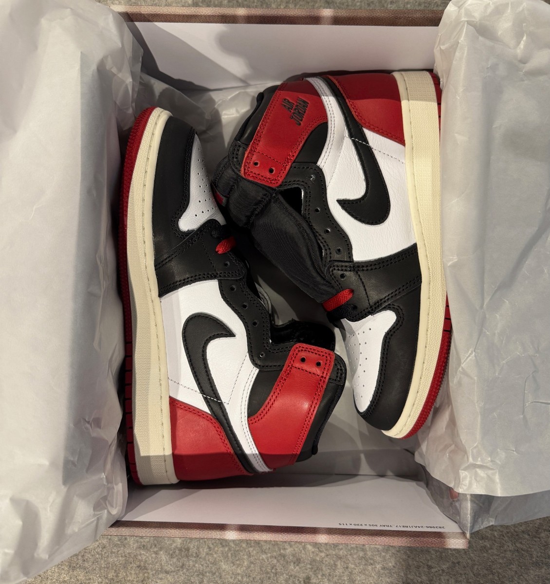 Nike Air Jordan Retro OG High Heritage Size 6Y New in Box