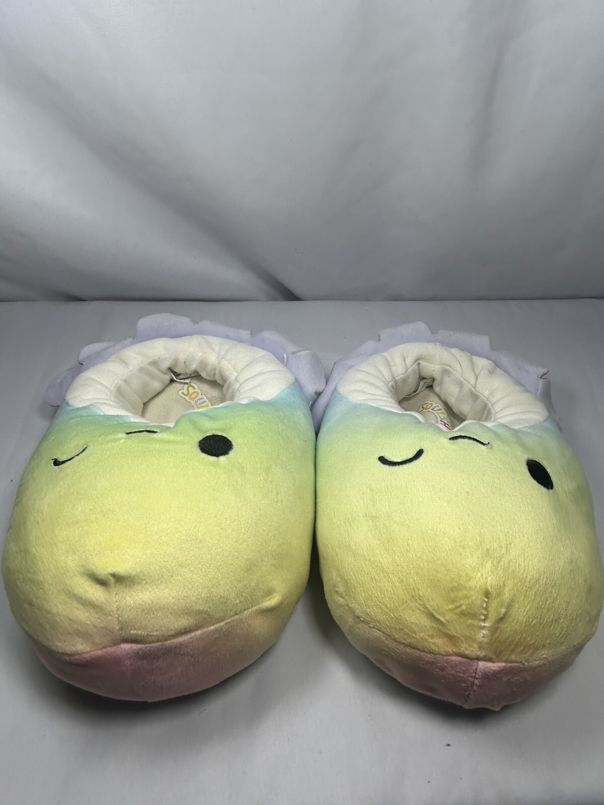 APL Squishmallows Pantofole di Peluche per Bambini Elodie il Polpo Arcobaleno M