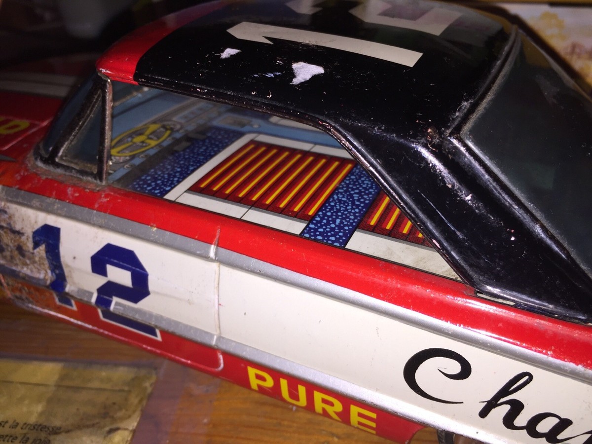 Ichiko (Japon) - Voiture à Friction en Tôle 60cm - Mercedes