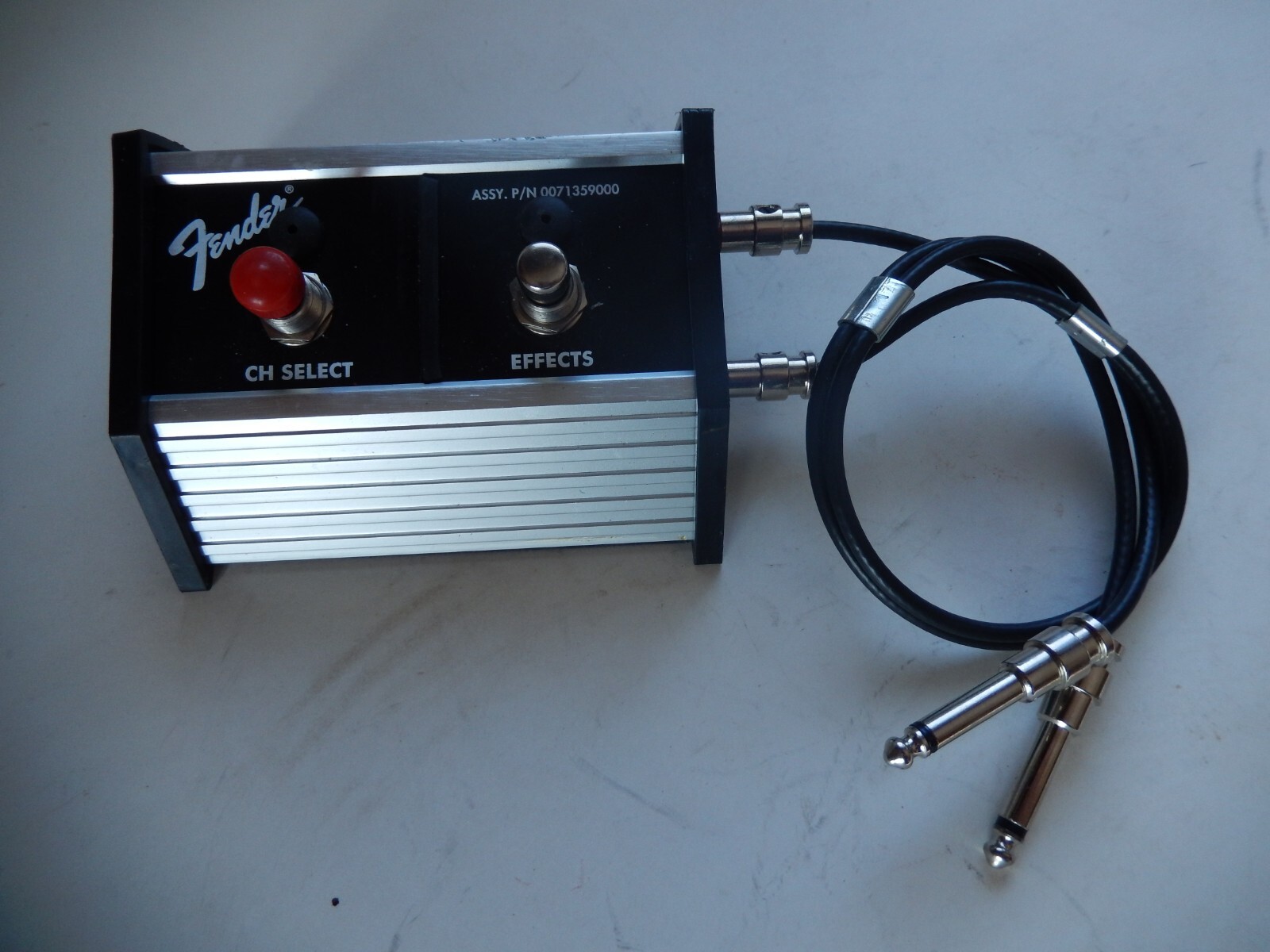 Fender Alesis SR16 Drum Machine, Foot Switch On and OFF, & FILL INS