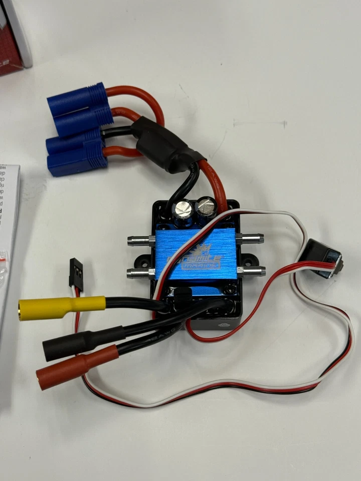 Dynamite 120A Brushless Marine Boat ESC Electronic Speed Control 2-6S DYNM3875 - Image 2 of 3