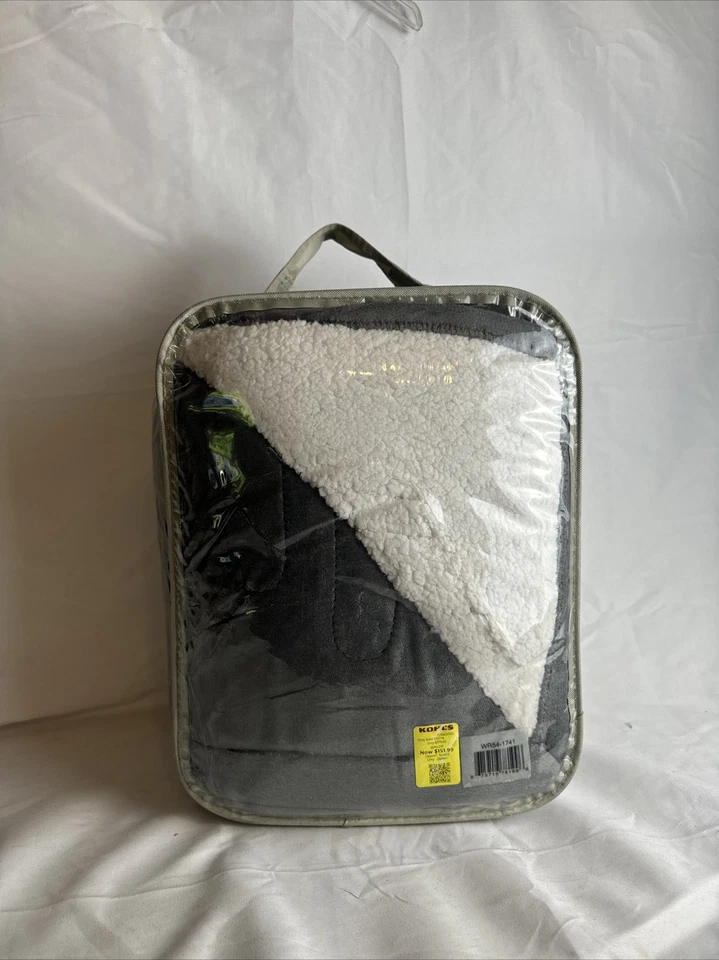 Woolrich Luxury Heated Blanket 84 In By 90 In Queen 2 Controllers - Image 4 of 4