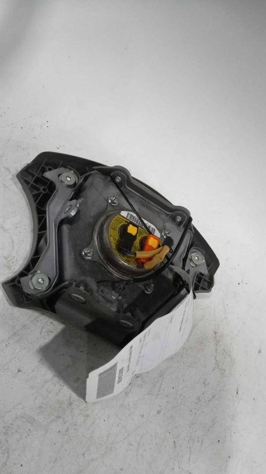 Used Steering Wheel Air Bag fits: 2008 Toyota Sienna driver wheel w/audio switch Foto 2 de 4