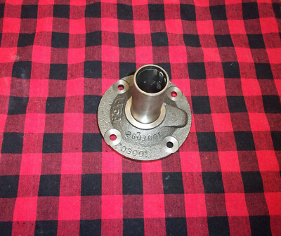 FORD T10 BEARING RETAINER W/SEAL NEW T85P-6 2603001 C5AZ-7050-E