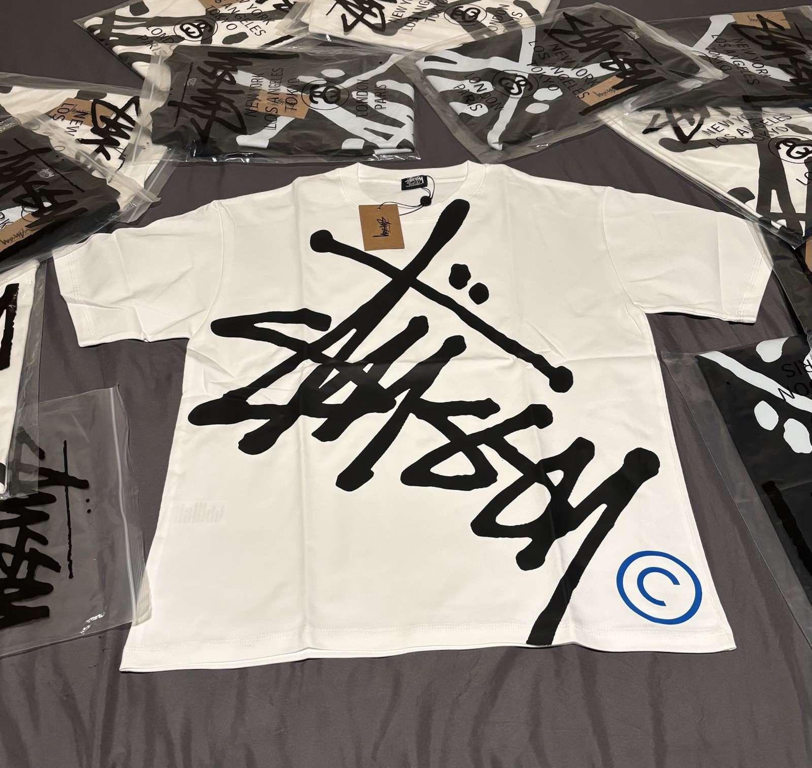 Stussy Men's White Graphic Logo Cotton Crew Neck Short Sleeve T-Shirt Size L