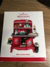 Hallmark Keepsake Ornament Mrs. Claus's Stove 2013 Member Exclusive Club MIB
