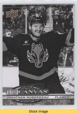 2025-26 Upper Deck Series 1 UD Canvas Black & White Jonathan Huberdeau READ 3d2