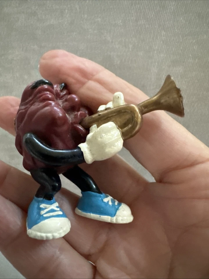 California Raisins Hardees Series #2 1988 Trumpy TruNote – Trumpet / Blue shoes - Image 2 of 4