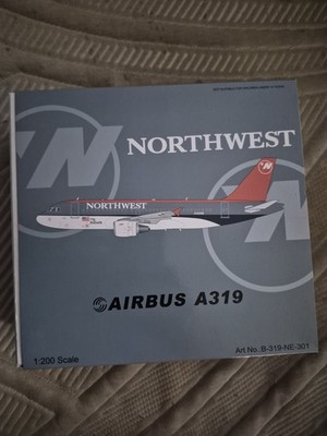 Northwest Airlines / Airbus A319 / N301NB / B-319-NE-301 / 1:200