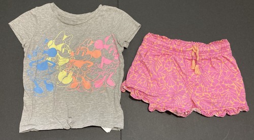 Girl's Gap Outfit Size 4 - Minnie Mouse Top w/Printed Pink Shorts GUC
