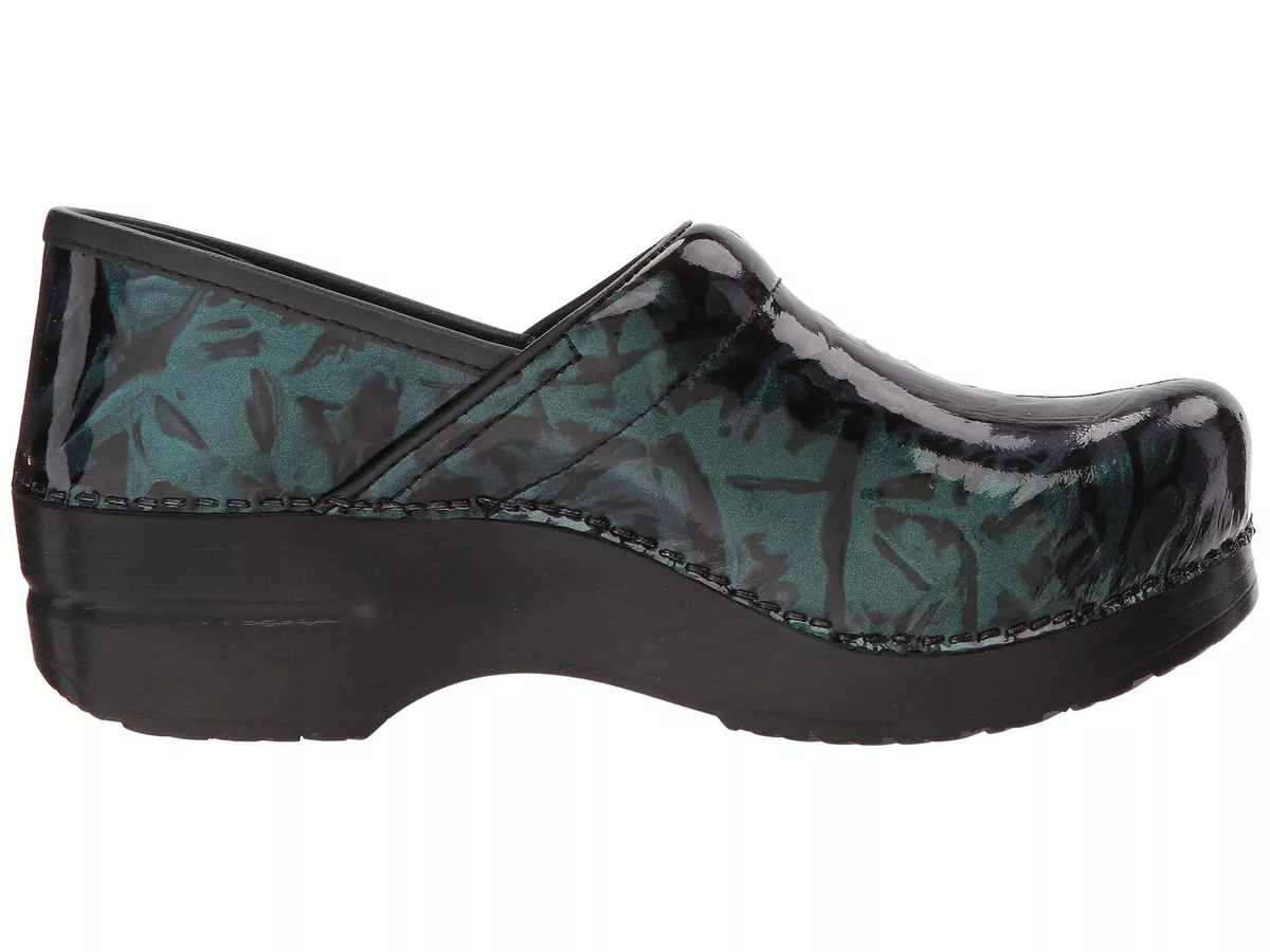 Dansko 219 deals