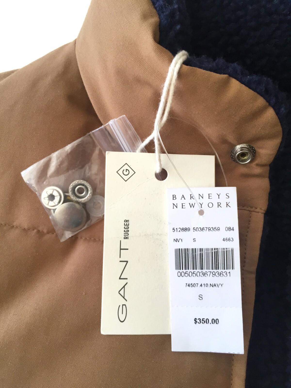 GANT RUGGER BARNEYS NY MENS KHAKI / NAVY BLUE REVERSIBLE DOWN SHERPA VEST - NWT image 7