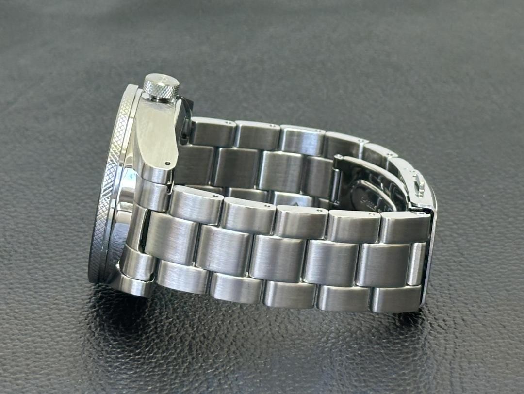 ORINENT Automatic Watch - Retro Future Camera Rev… - image 6