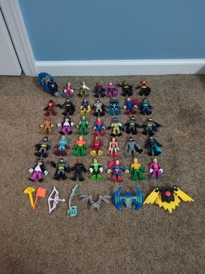 Lot/Bundle Of 35 Imaginext DC Super Friends & Villains With Accessories 
