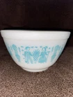 Vintage Pyrex amish butter print mixing bowl #401
