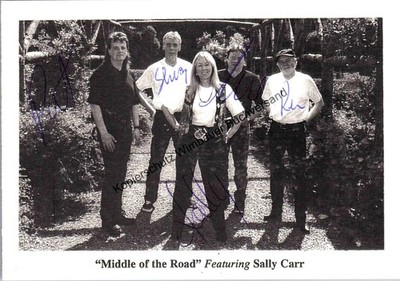 Original Autograph Sally Carr Middle of the Road /// Autograph Signed s 293256