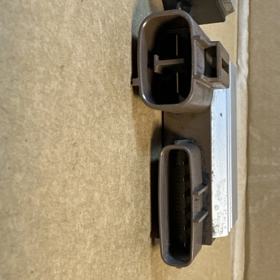 Модуль привода воздушного насоса Toyota Tundra 2007-2021 89580-34020: подходит для Toyota Sequoia - Изображение 4 из 4