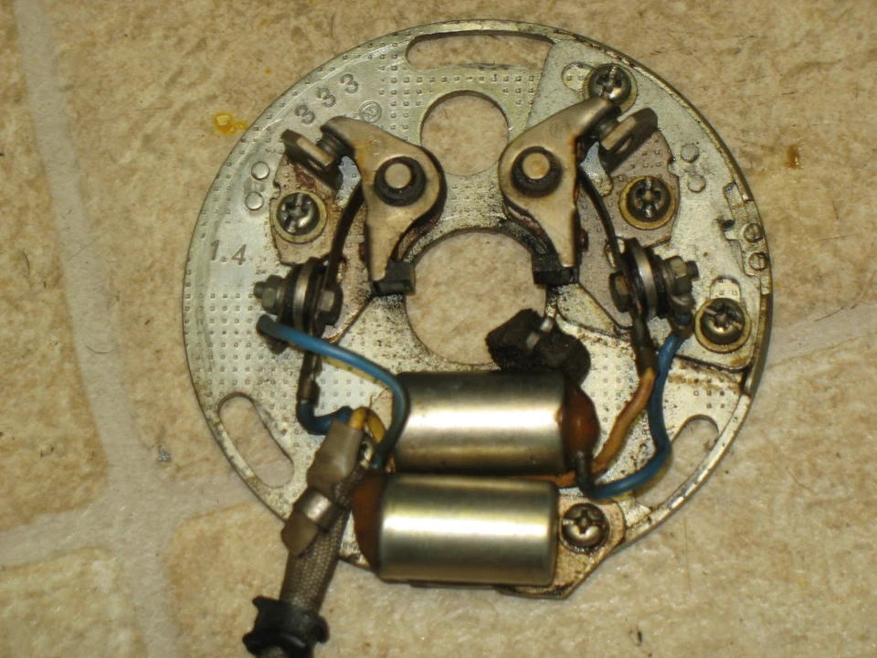 72-73 HONDA CB350F CB350 POINTS PLATE ASY - Изображение 2 из 4